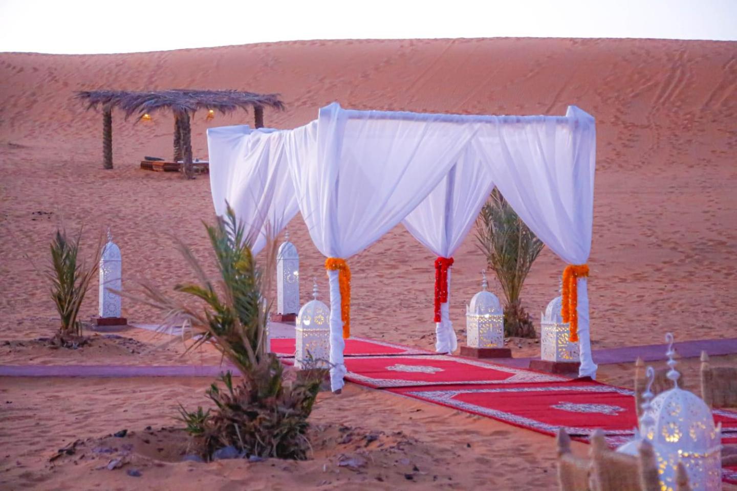 Luxury Berber Style Hotel Merzouga Buitenkant foto